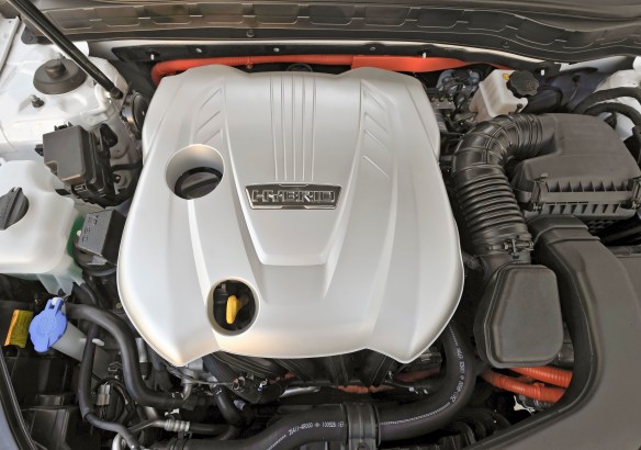 Kia Optima Hybrid - 4