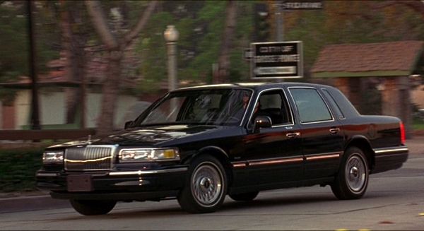 1997 Lincoln Town Car: Large Scale&nbsp;Justification