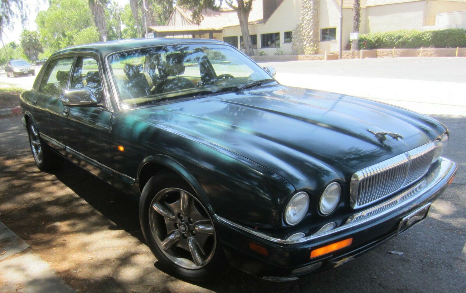XJ6VDP - 2
