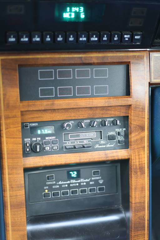 1984 Lincoln Conti - 9