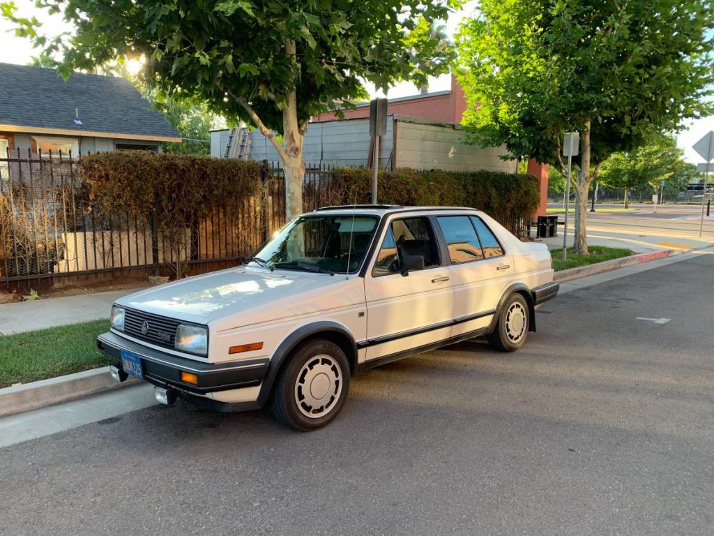 1986 Volkswagen Jetta Turbo Diesel: Clean 80s-Style Green&nbsp;Machine