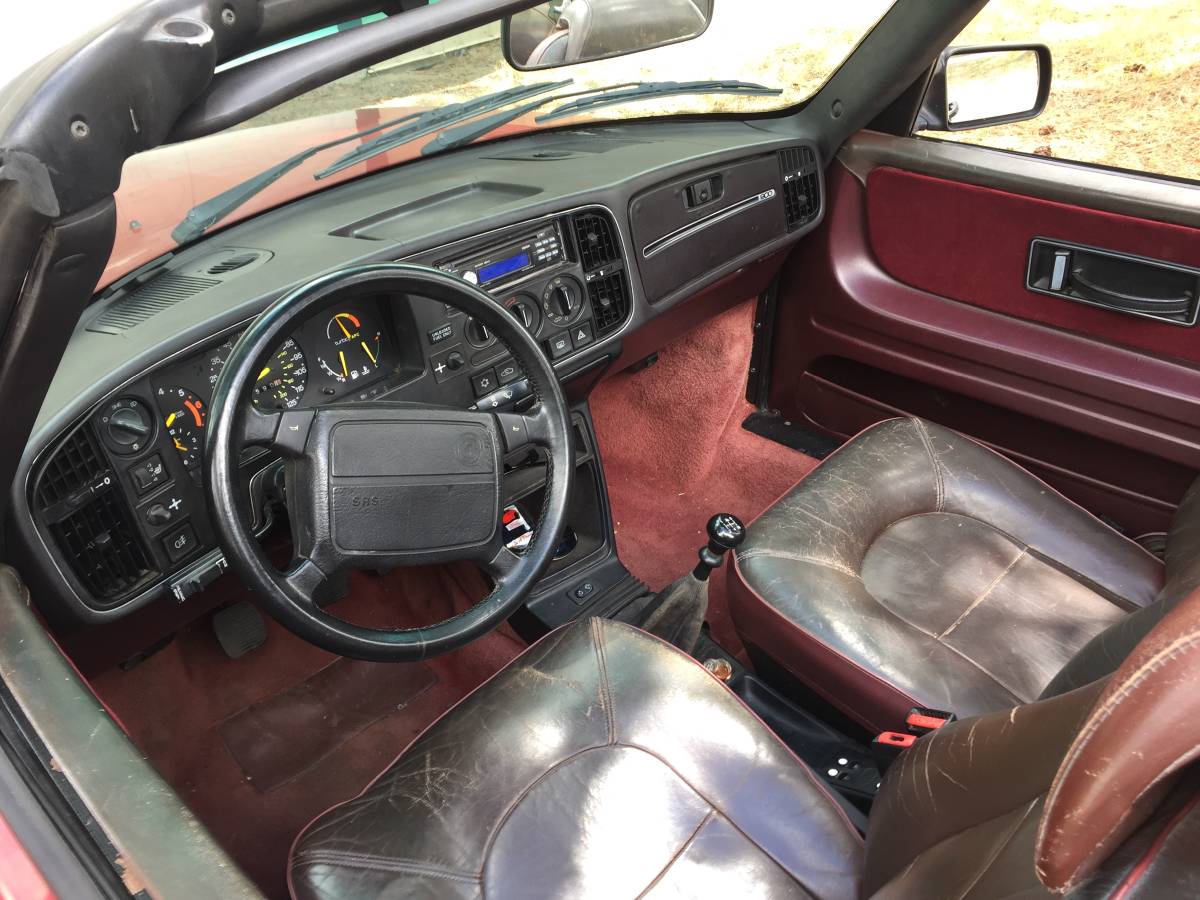 1990 Saab 900 - 3