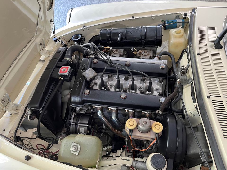 1979 Alfa Spider - 12