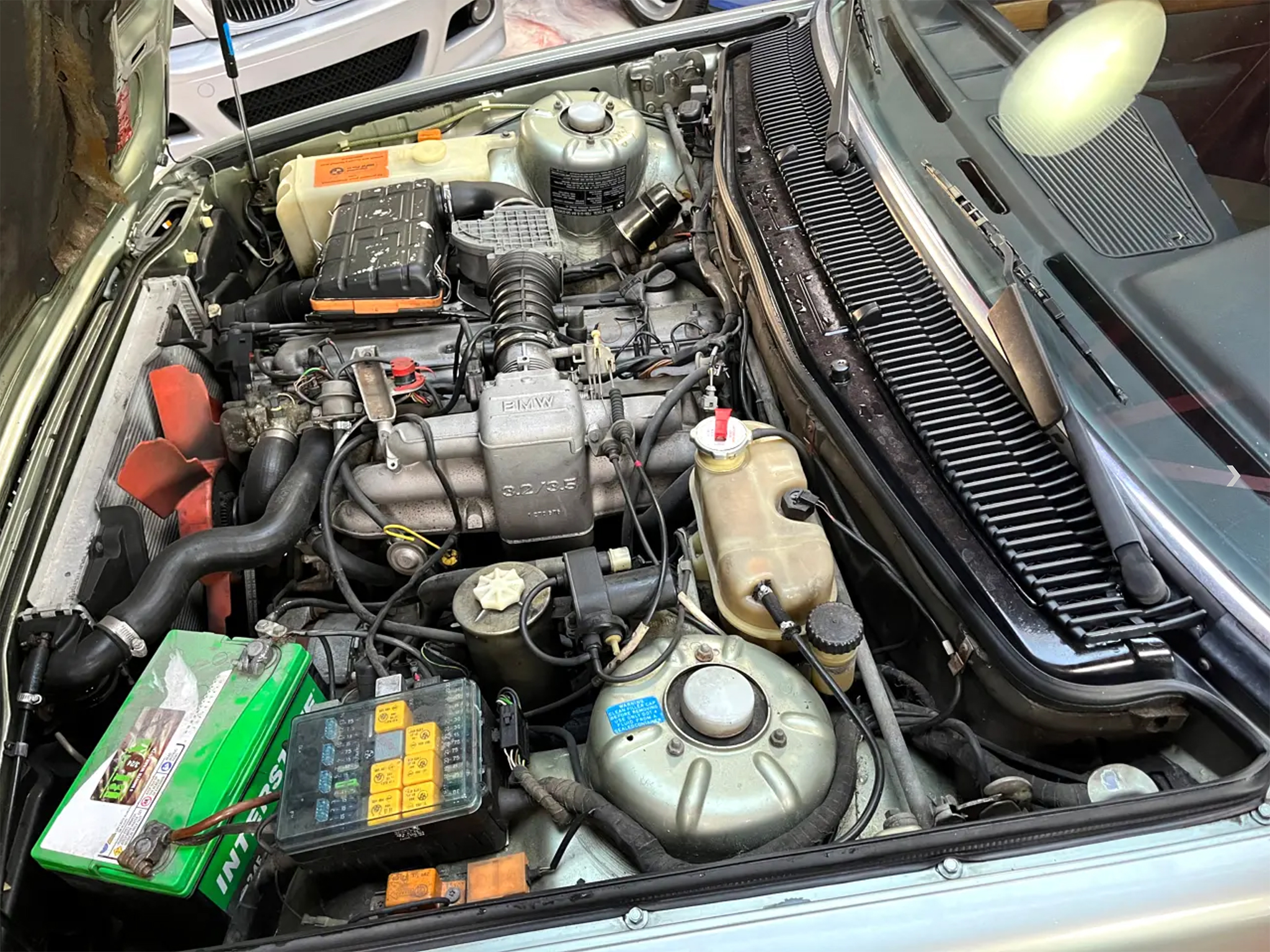 1984 BMW 733i with SRS