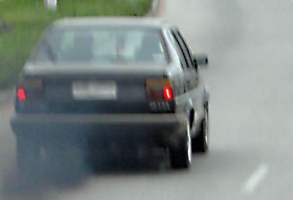 smoky-car-exhaust-595x405